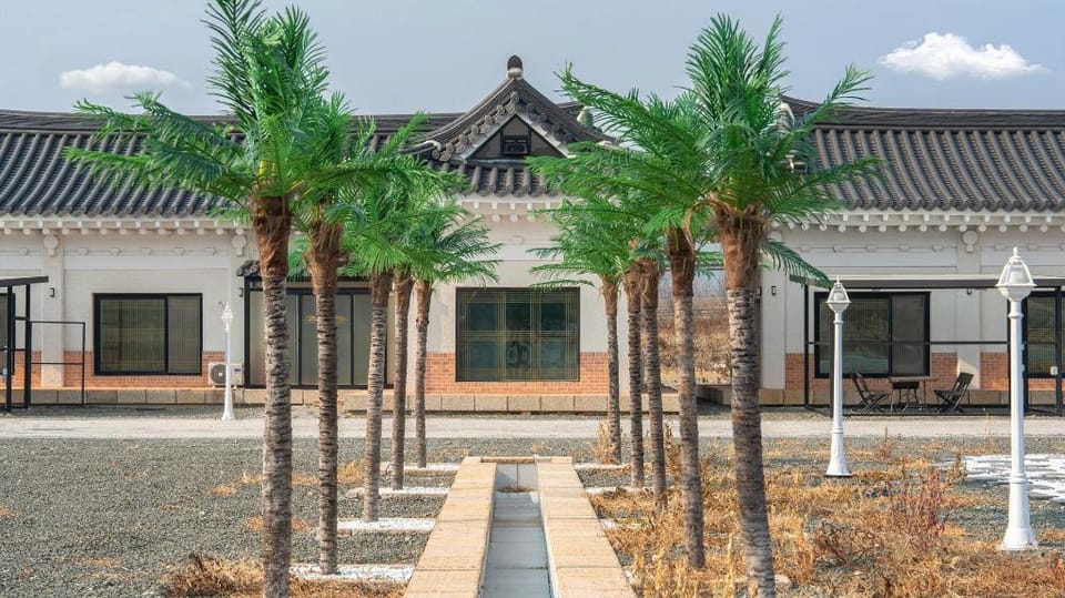 Gyeongju Poseokjeong Hanok Pool Villa Vacation rental in South Korea