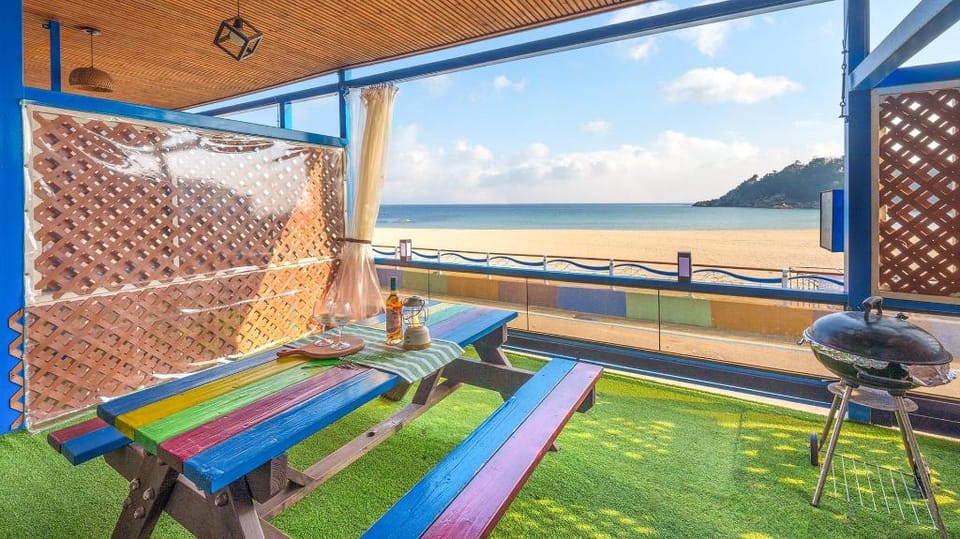 Goseong CNBLUE Oceanview Pension Bed and Breakfast in South Korea