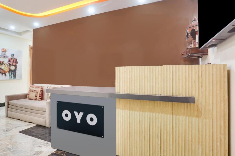 Hotel O THE MAJESTIC INN Hotel in Noida