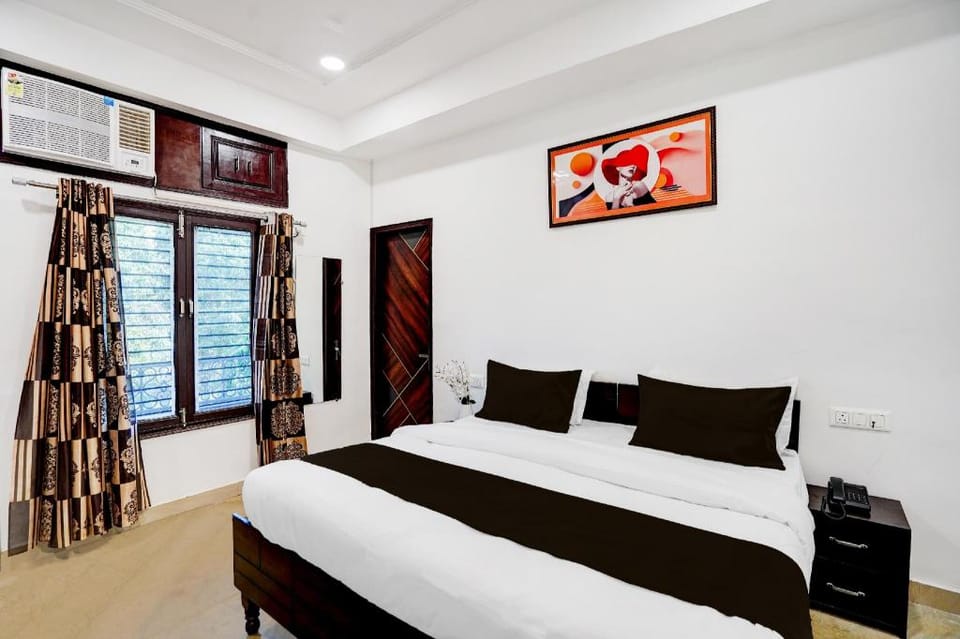 Hotel O Hotel Silver Sky Hotel in Noida