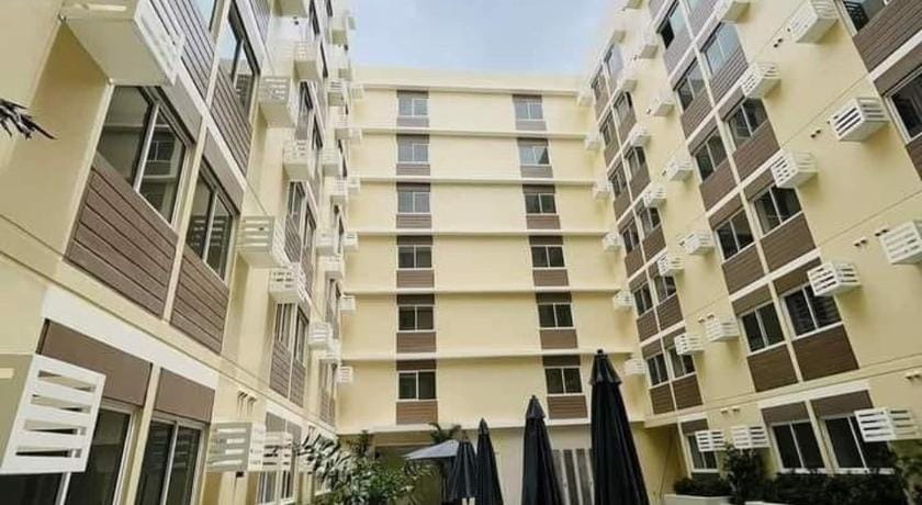 Condo in Silang Fullerton Suites - near Nuvali Apartment in Calabarzon