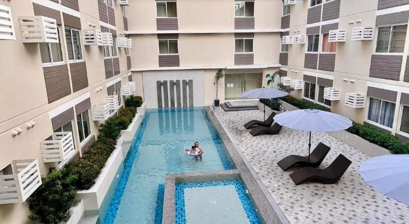 Condo in Silang Fullerton Suites - near Nuvali Apartment in Calabarzon