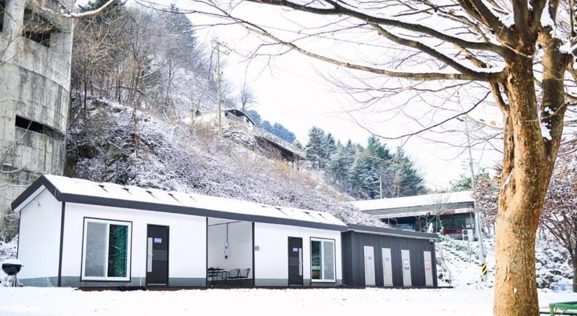 Riverside Forest Pension &amp;amp;amp;amp;amp;amp;amp;amp; Camping Bed and Breakfast in Gyeonggi-do
