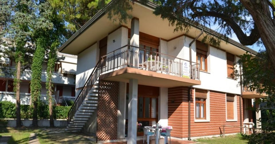 Bright seaside holiday apartment with private garden Apartment in Bibione