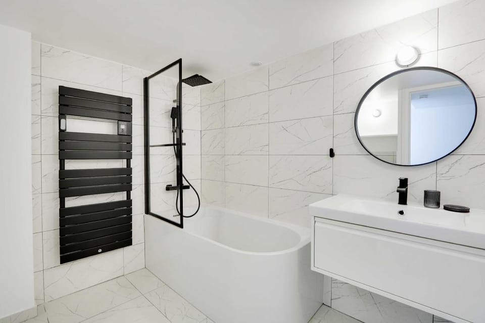 Authentic Loft - 2BR/8P - Oberkampf Apartment in Paris