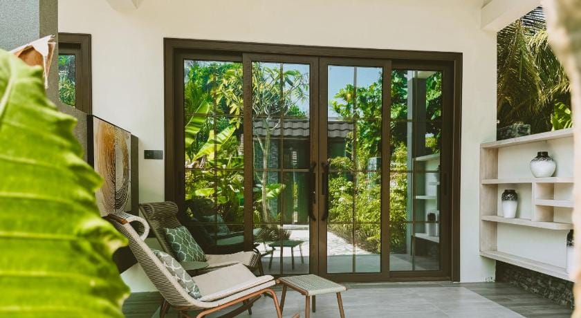 Oasis Breez Hotel in Maldives
