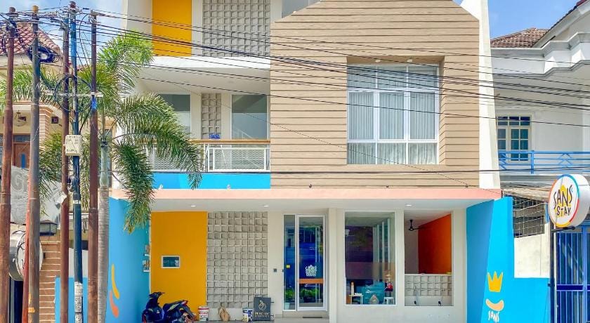 SANS Stay Nagomi Gayamsari Semarang Hotel in Indonesia