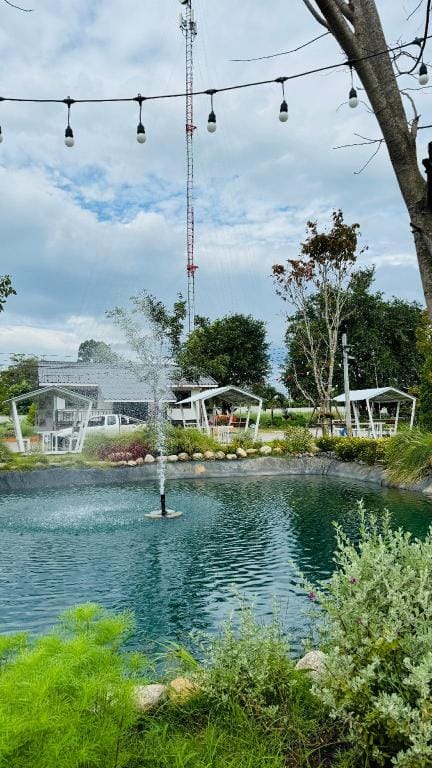 Suanrakkhun Resort Country House in Laos