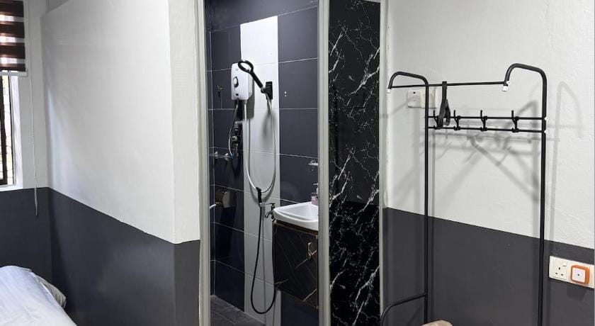 Want Find 15 GuestHouse Hotel in Johor Bahru