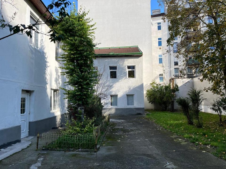 Traveler Lodging Vienna Hotel in Vienna