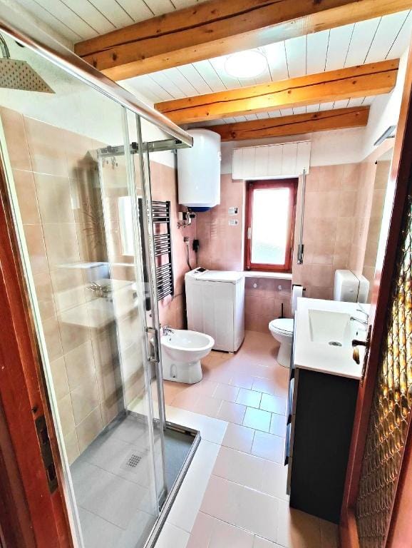 Quiet Two-Room Apartment with Parking Space - Casa Montan Hotel in Aosta