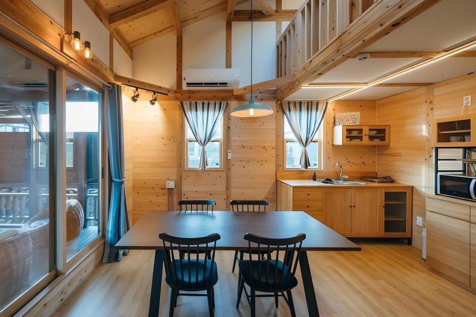 Crobe Hanra Bed and Breakfast in South Korea