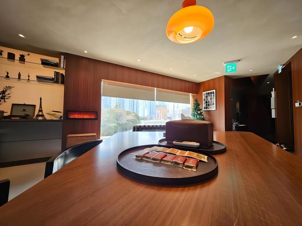 Private House Guten Morgen Haeundae Main Branch Bed and Breakfast in Busan