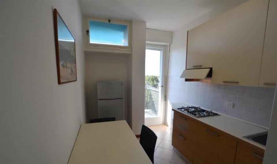 30 mt from the beach in Lignano Pineta, lovely flat for 6 guests Apartment in Lignano Sabbiadoro