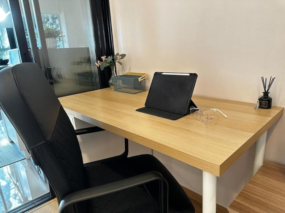 BKK Oasis | Stylish & Cozy Condo near MRT 200m. Apartment in Bangkok