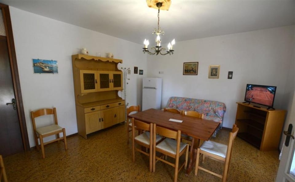 Lovely flat with balcony and private parking space 50mt from the sea in Lignano Apartment in Bibione
