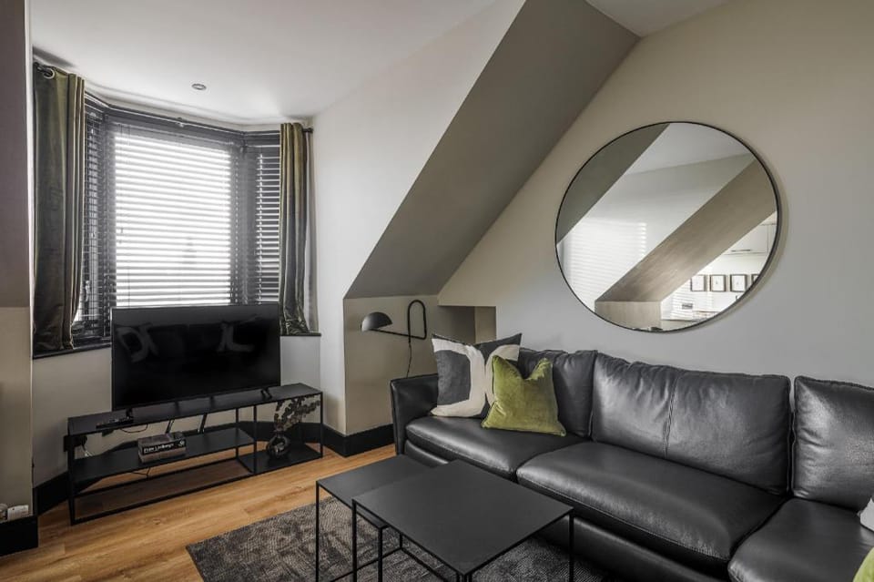 Broomhill Loft Hotel in Aberdeen