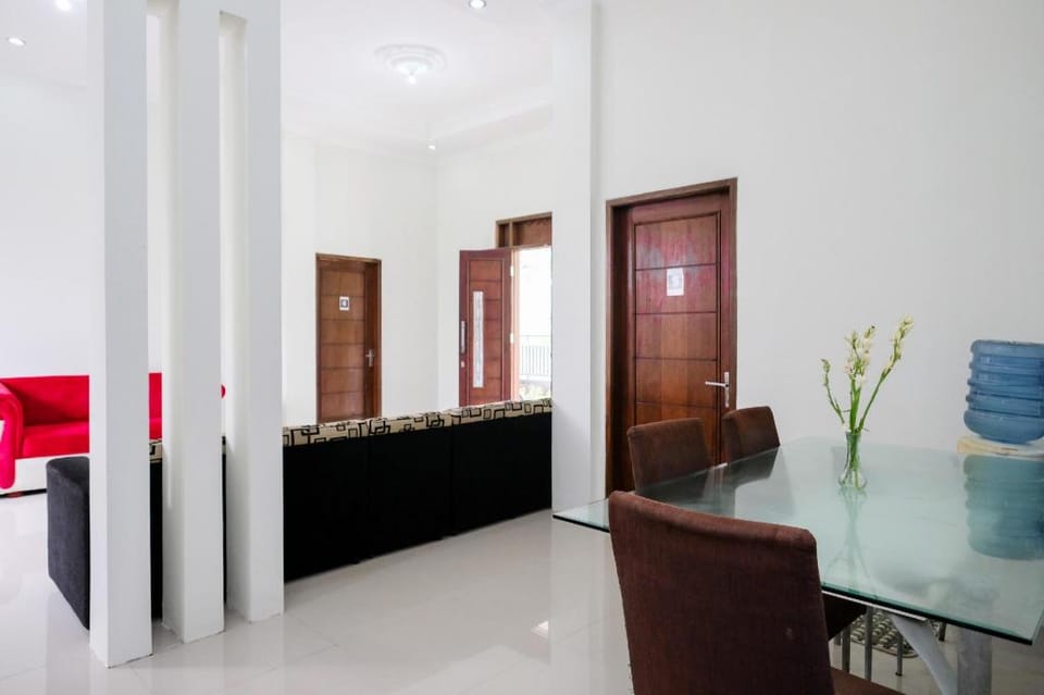 RedDoorz Syariah near Pengadilan Agama Wonosobo Hotel in Indonesia