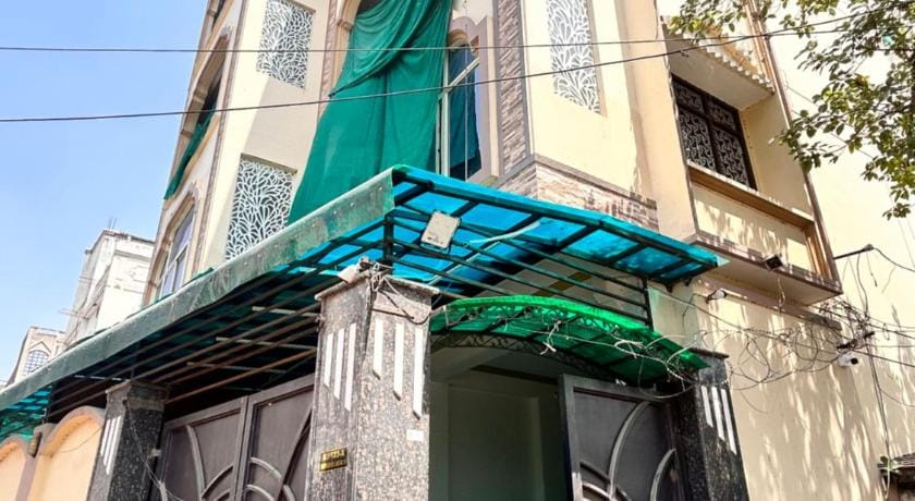 THE RAGHUVANSHI PAYING GUEST HOUSE Hotel in Varanasi