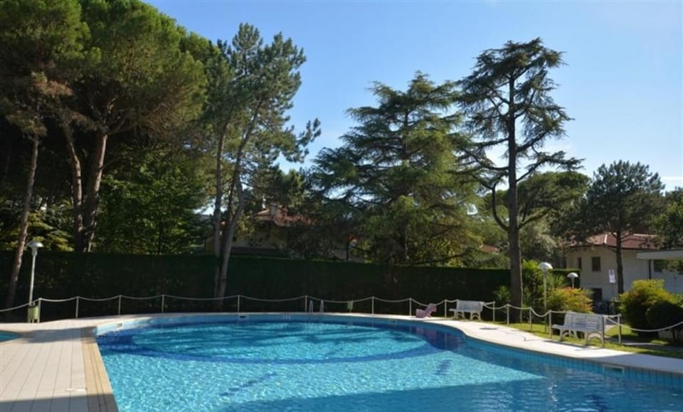 Comfortable flat for 6 guests in a residence with common pool in LignanoRiviera Apartment in Bibione