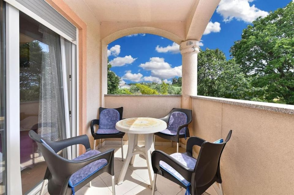 Bright apartment in Medolino Apartment in Medulin