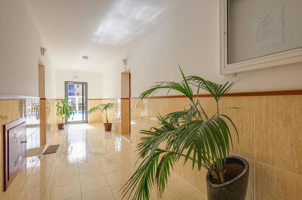 Apartment 100 m 2 Bedrooms Algarve Sweet Home Apartment in Faro District