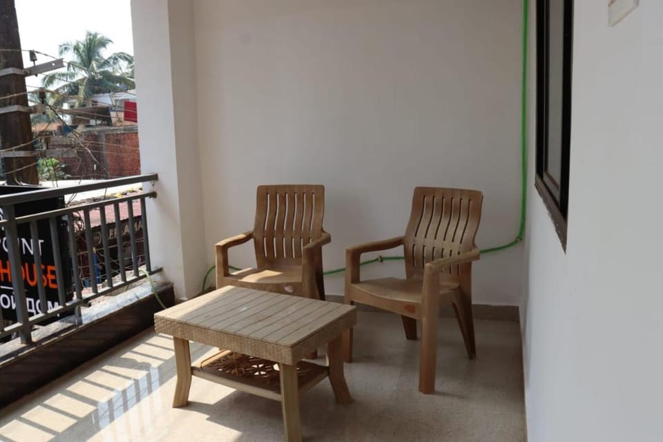 REST POINT GUEST HOUSE AND APPARTMNTs Apartment in Goa, India