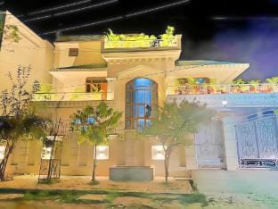 Riya Villa Deluxe Room Vacation rental in Varanasi