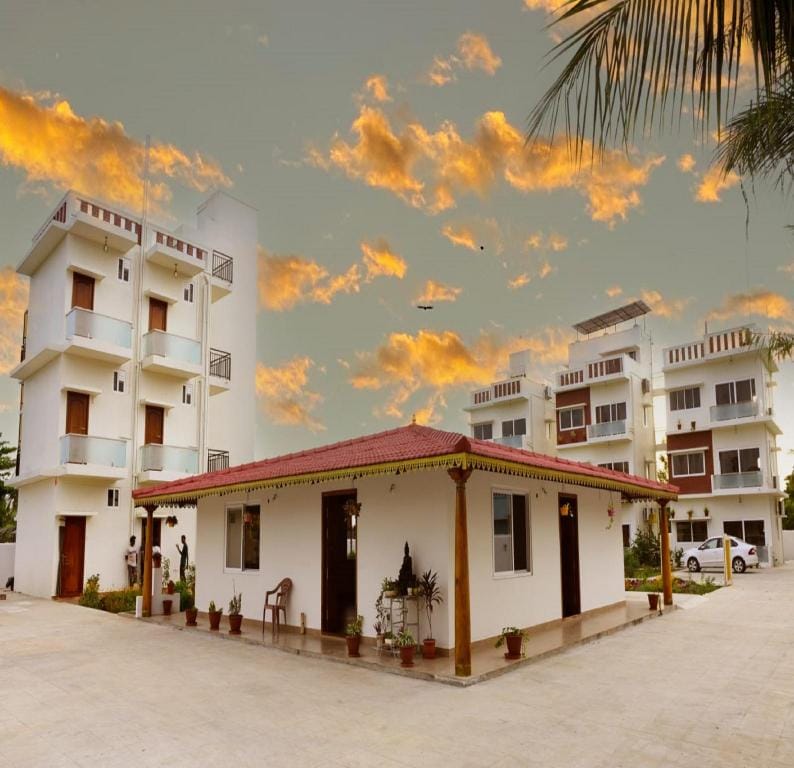 Gold Mountain Stay Hotel in Tamil Nadu