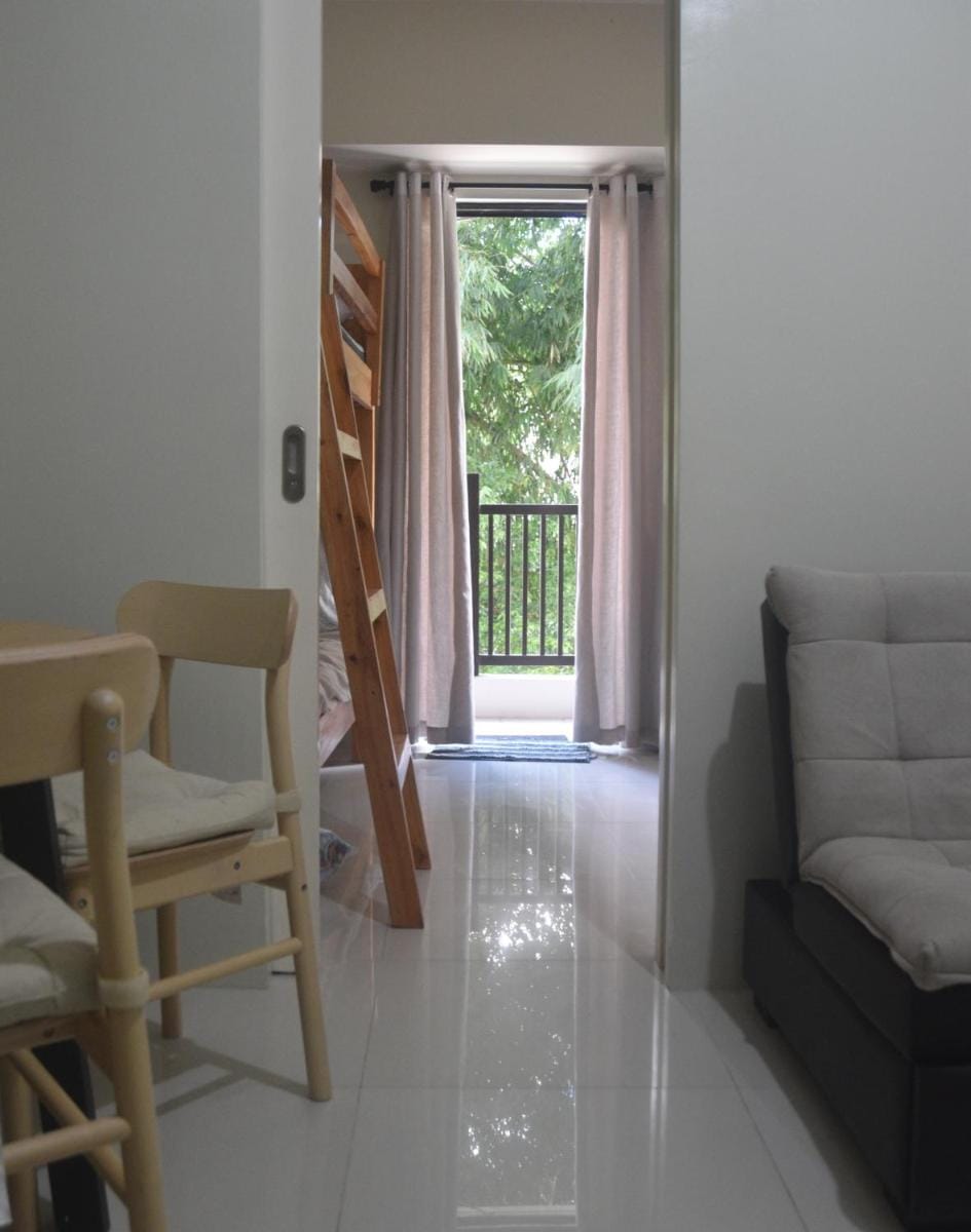 Carl's Brenthill Unit Apartment in Baguio