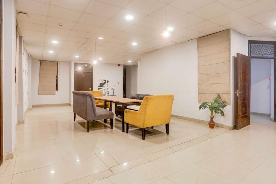 Townhouse Super Anmol Residency Hotel in New Delhi