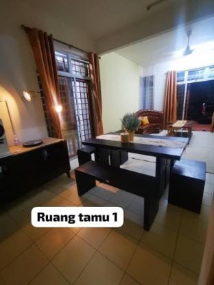 Rania Homestay Pasir Gudang Vacation rental in Johor