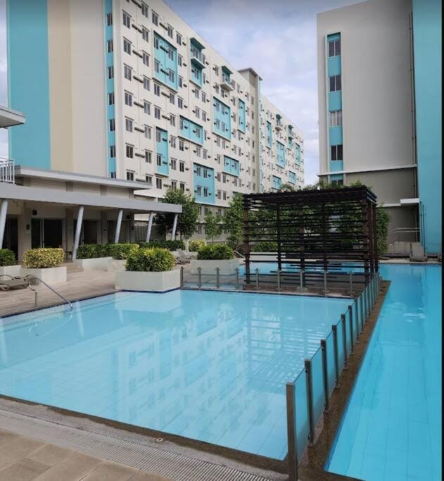 2-BR Condo for 4 in Dumaguete Apartment in Dumaguete