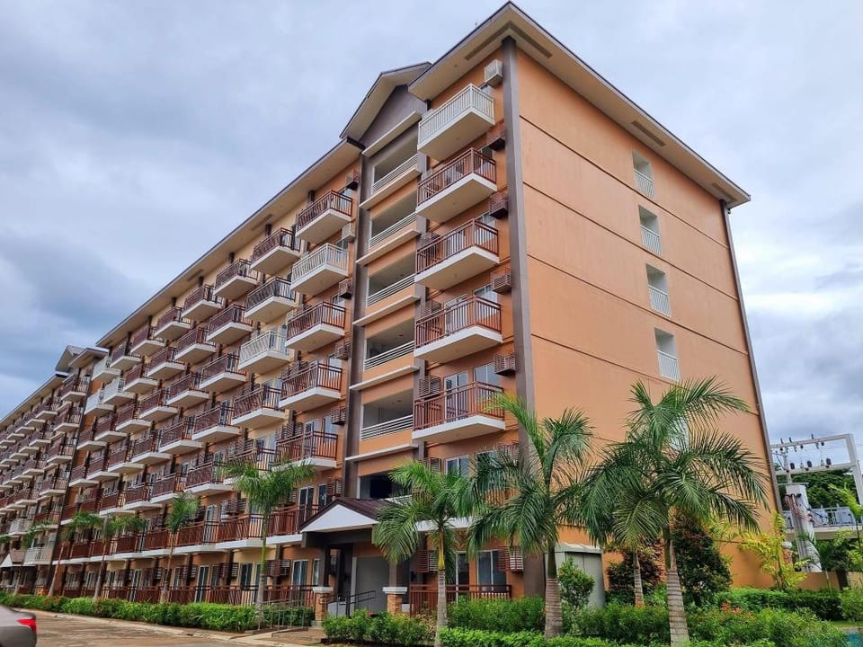 VERDANT by Camella Manors Deluxe Queen Room Hotel in Puerto Princesa