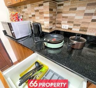 Studio in near Maya Mall/Nimman, Balcony and Views Vacation rental in Chiang Mai