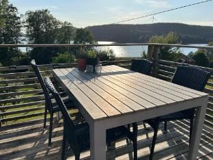 Lovely holiday house by a beautiful lake! Vacation rental in Västra Götaland County
