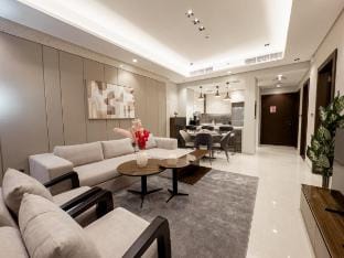 Vserve I 1 BR - Luxury Escape in Business Bay Vacation rental in Dubai