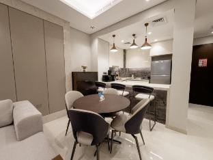 Vserve I 1 BR - Luxury Escape in Business Bay Vacation rental in Dubai