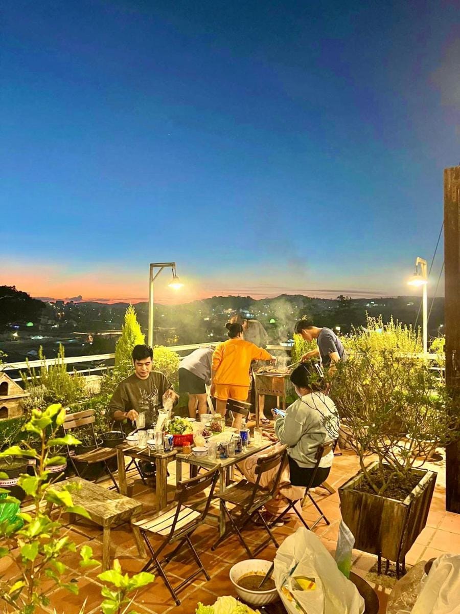 Bep Am Cua Me Apartment in Dalat