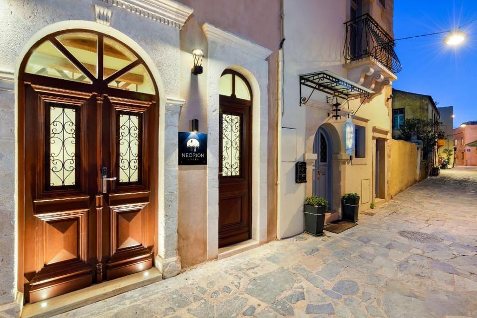 Neorion Ground Floor_Old Harbour Apartment in Chania