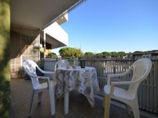Vacation apartment in the heart of the Bibione Apartment in Bibione