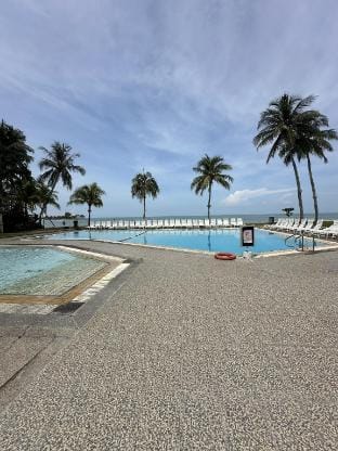 3-bedroom beach views apartment Apartment in Port Dickson