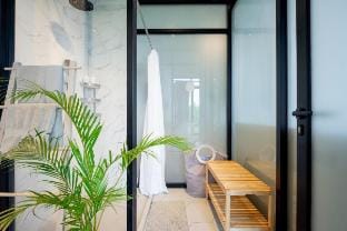 Modern Loft, in the heart of Canggu,near the beach Apartment in North Kuta