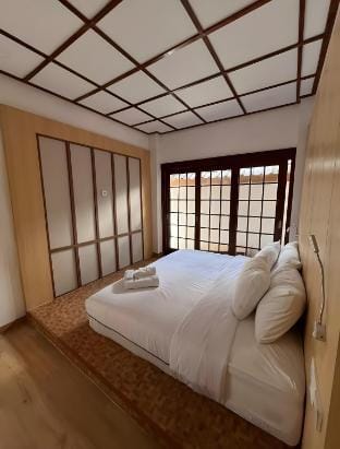 Osaka Lavana Villa by Raminten Vacation rental in Special Region of Yogyakarta