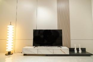 Georgetown Stylish Design Jacuzzi 5BR 16pax Home's Vacation rental in George Town