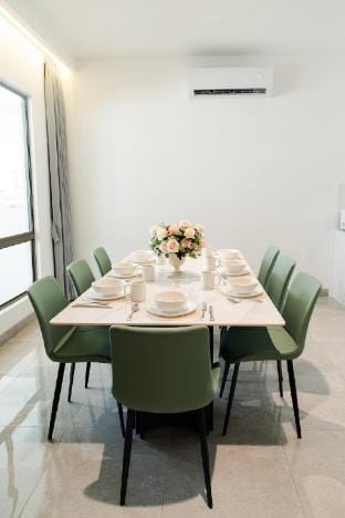Georgetown Greenish Kid-Friendly 3BR 15pax Home's Vacation rental in George Town