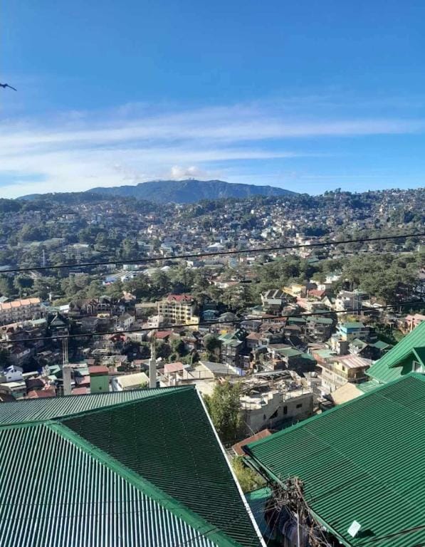 One bedroom with overlooking city views Apartment in Baguio