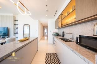 29th-Floor Luxury Suite with Endless Ocean Views Apartment in Dubai