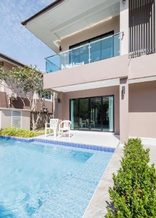 Pattaya Private Pool - Five Bedroom Villa _2-312 Vacation rental in Pattaya City