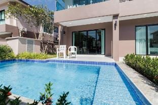 Pattaya Private Pool - Five Bedroom Villa _2-312 Vacation rental in Pattaya City
